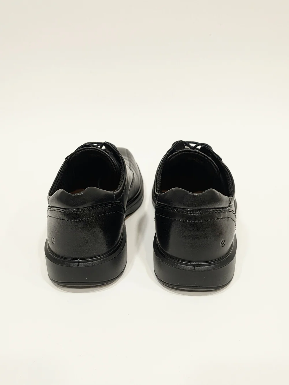 Ecco Helsinki 2 Derby Black Leather Men's Derby Dress Shoes EU 42/US 8-8.5
